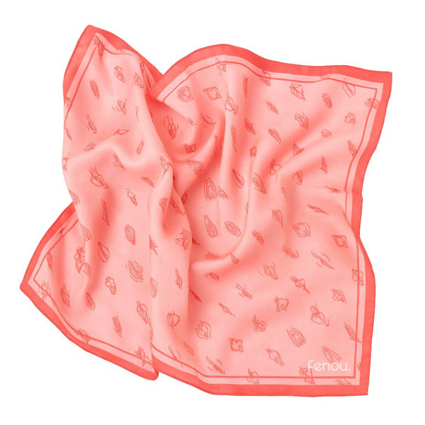 der fenou V-scarf, veganes Seidentuch mit Vulven-Muster